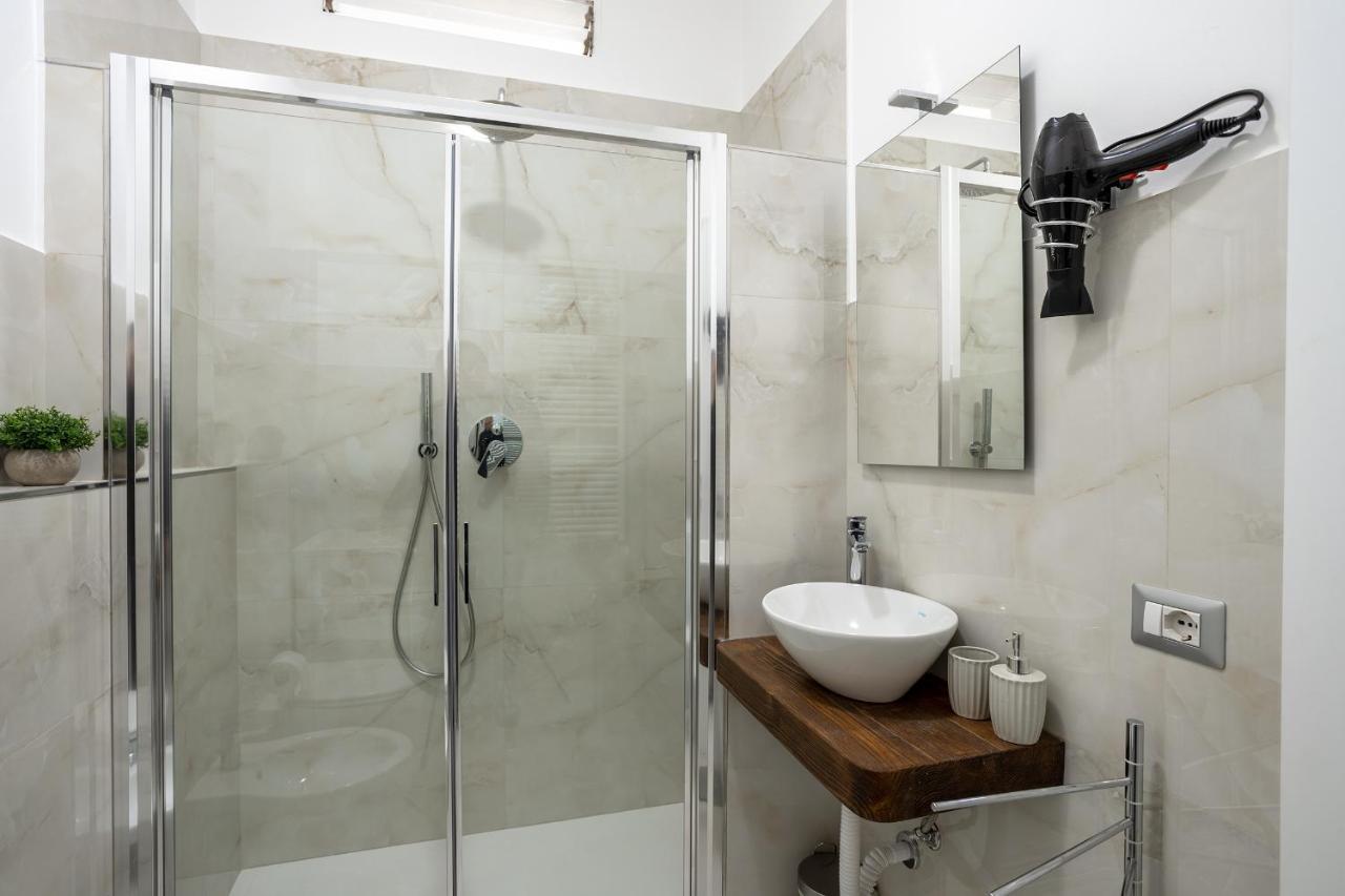 Duomo Brera - Elegant Suite in Design District Milán Exterior foto